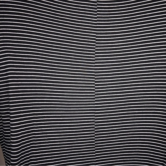 1X Isla Woman Black White Stripe Top 3/4 Sleeve Layered Style Stretch Casual - Picture 5 of 10